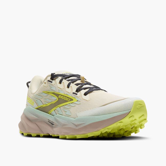 WOMEN Cascadia 19