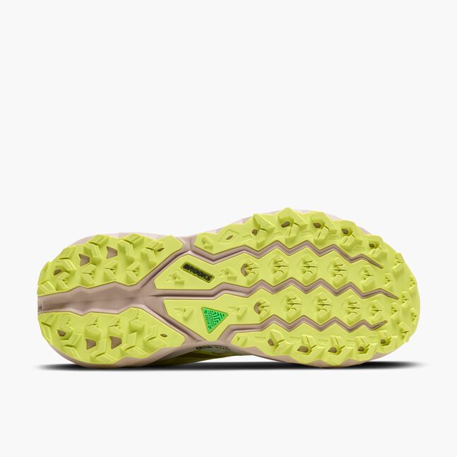WOMEN Cascadia 19
