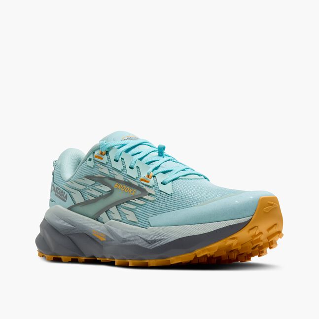 WOMEN Cascadia 19